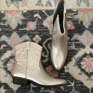 Elegant Cream Western Ankle Boots